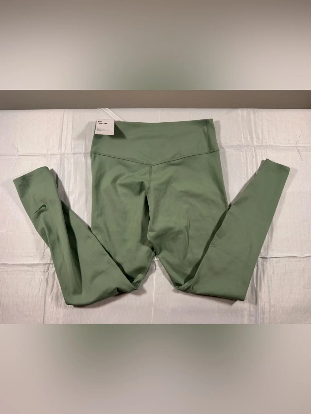 BNWT High-Rise Olive Green Leggings